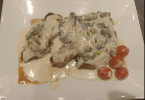 Chicken Fillet in Creamy Spinach Sauce