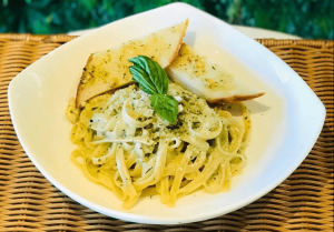 Spinach Mushroom and Chicken Pesto